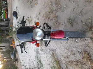 Bajaj Boxer 150 UG 2020 Red