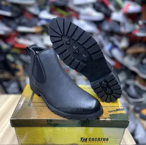 Cacatua Black