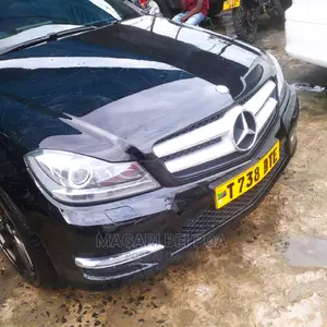Mercedes-Benz B-Class 2019 Black