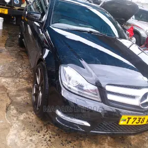 Mercedes-Benz B-Class 2019 Black