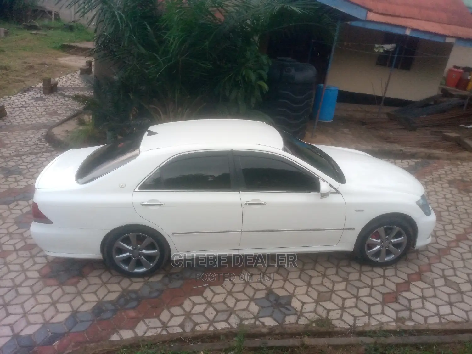Toyota Crown 2005 White
