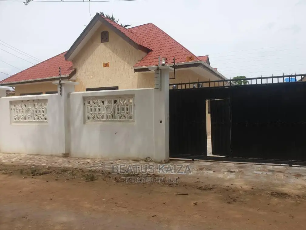 2bdrm Apartment in Kinondoni Hananasifu for rent