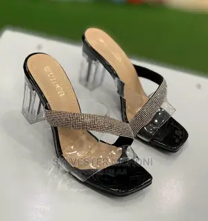 Photo - Middle Heels Original Kabisa