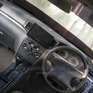 Toyota Corolla 2005 White