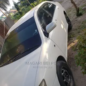 Toyota Corolla 2005 White