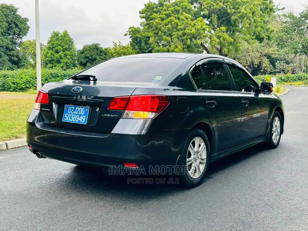 Subaru Legacy 2010 Black