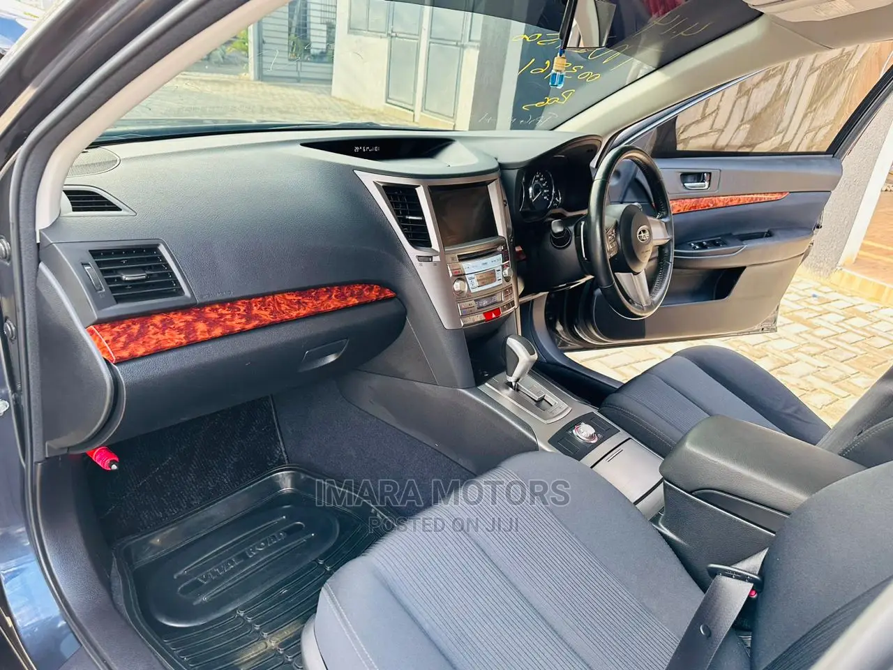 Subaru Legacy 2010 Black