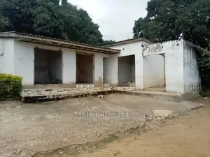 10bdrm House in Mbezi Juu, Kinondoni for sale