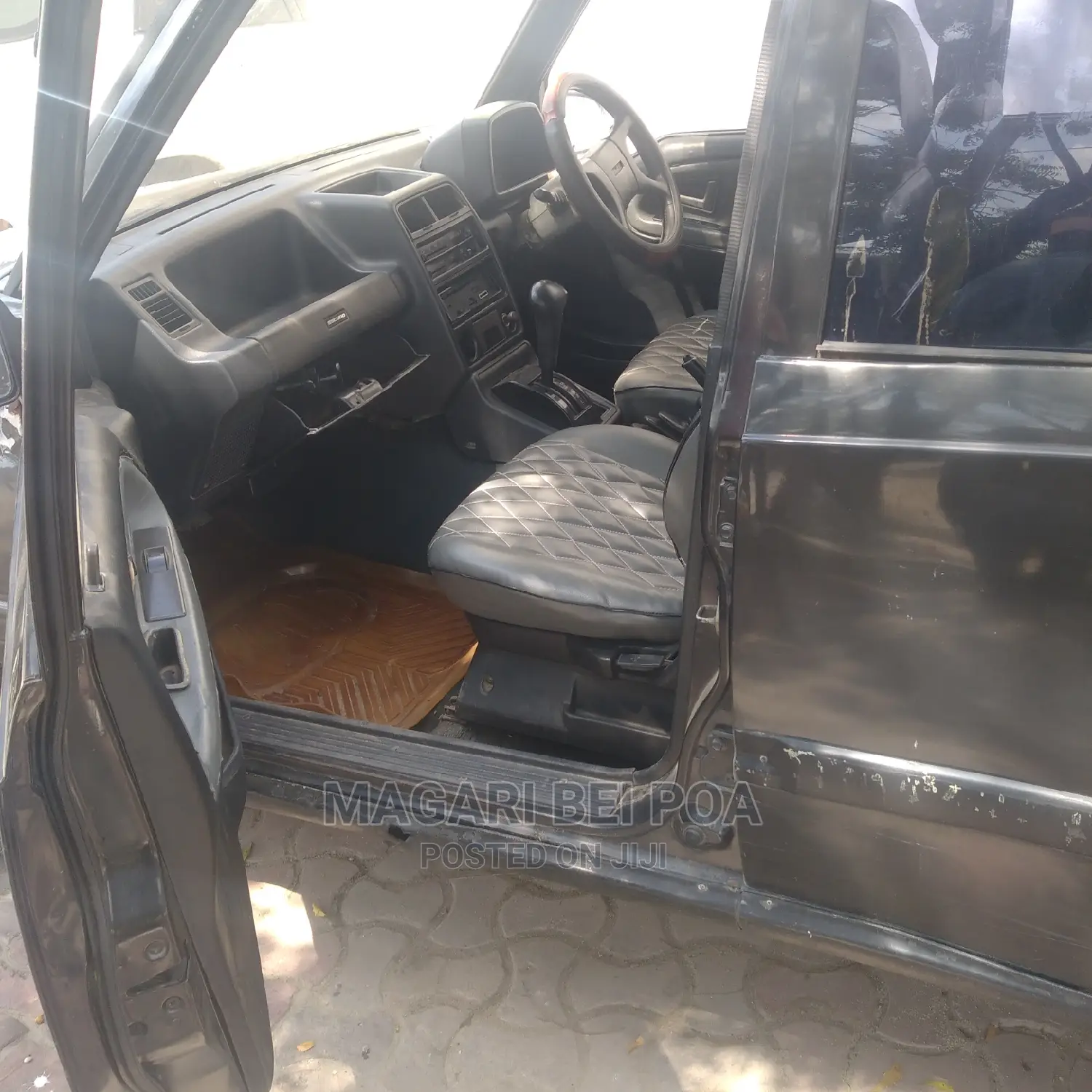 Suzuki Escudo 2000 Black