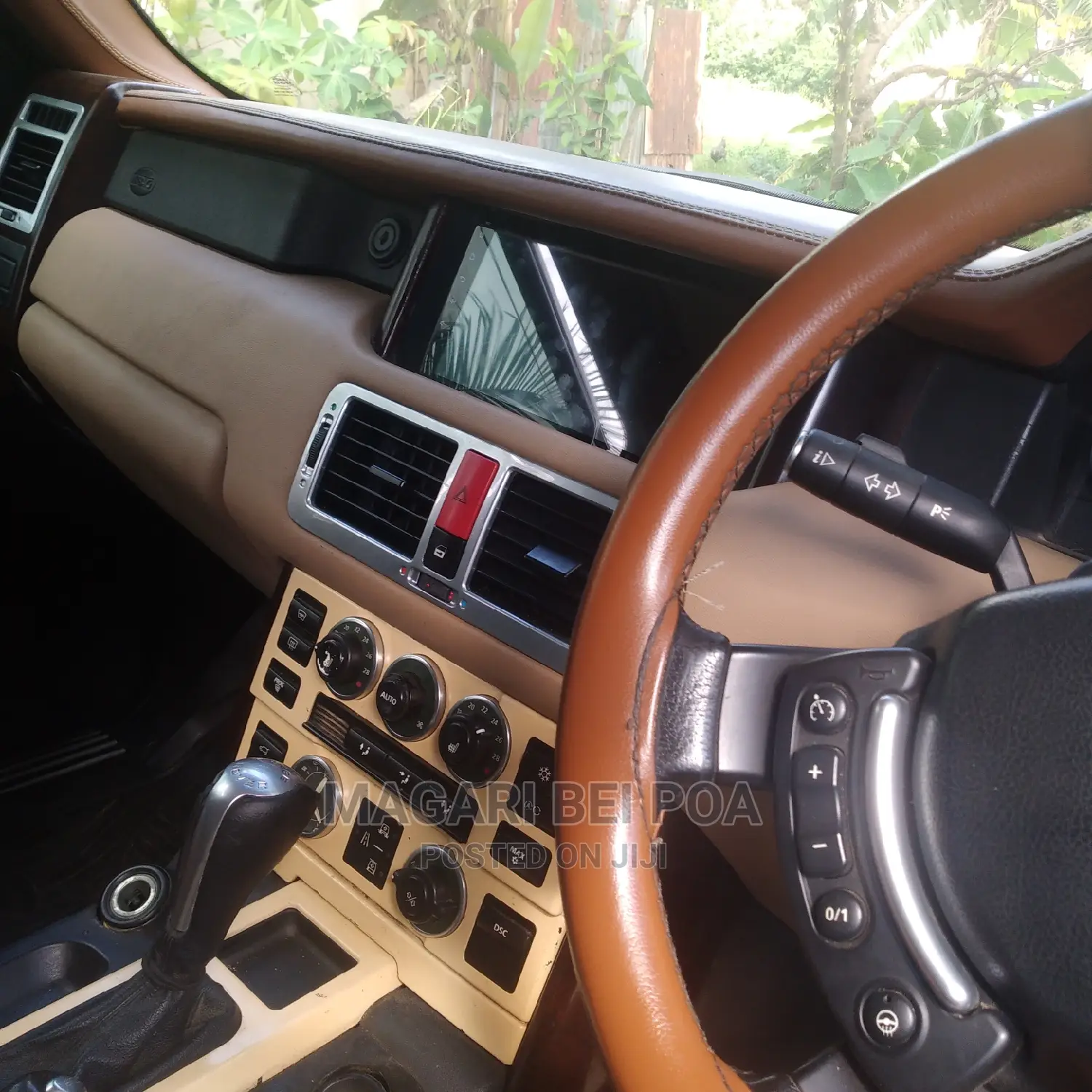 Land Rover Range Rover Vogue 2014 Black