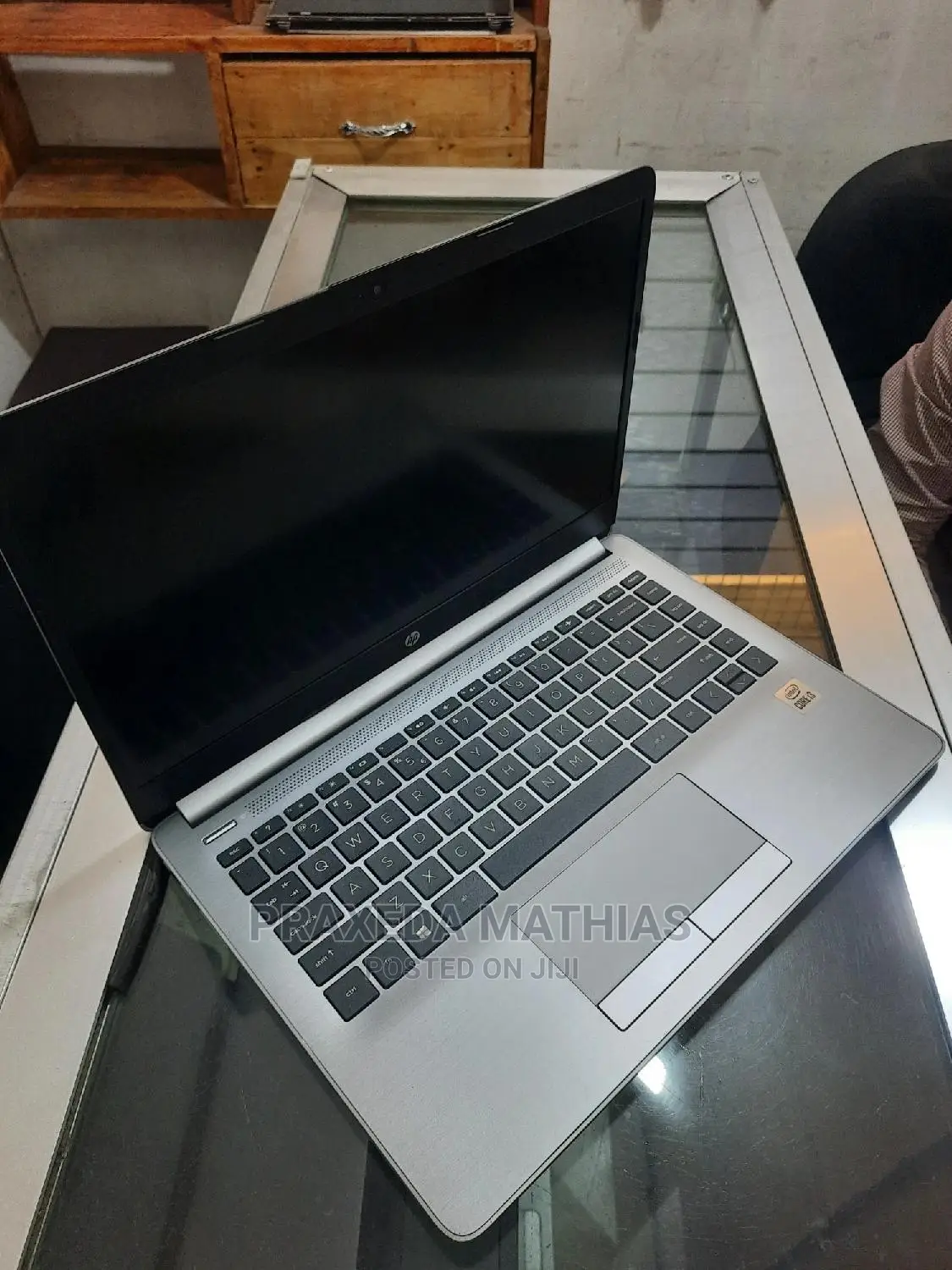 Laptop HP 14-Dq1025cl 4GB Intel Core I3 HDD 1T
