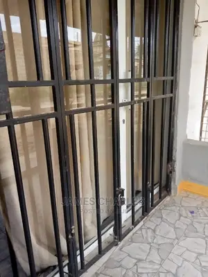 10bdrm Apartment in Chamazi for sale