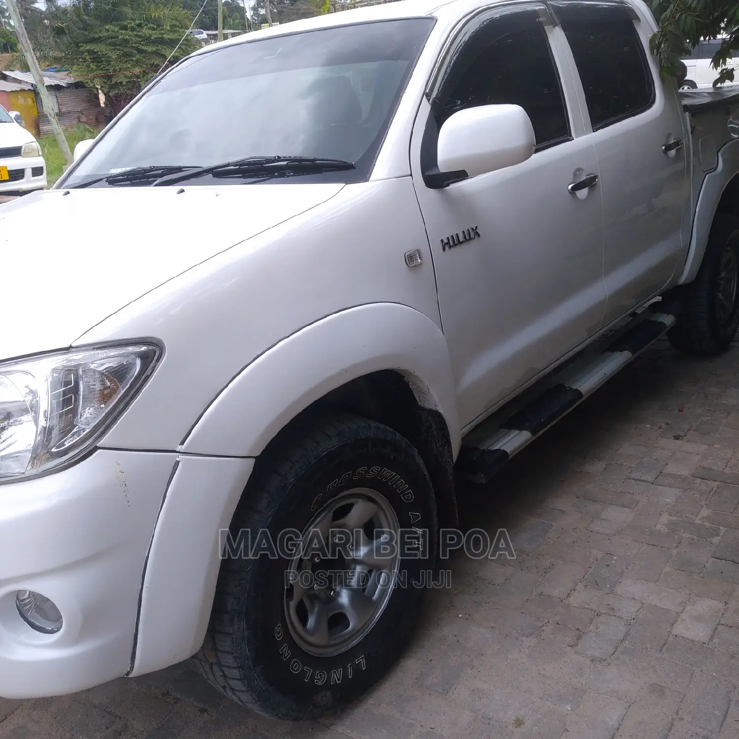 Toyota Hilux 2020 White