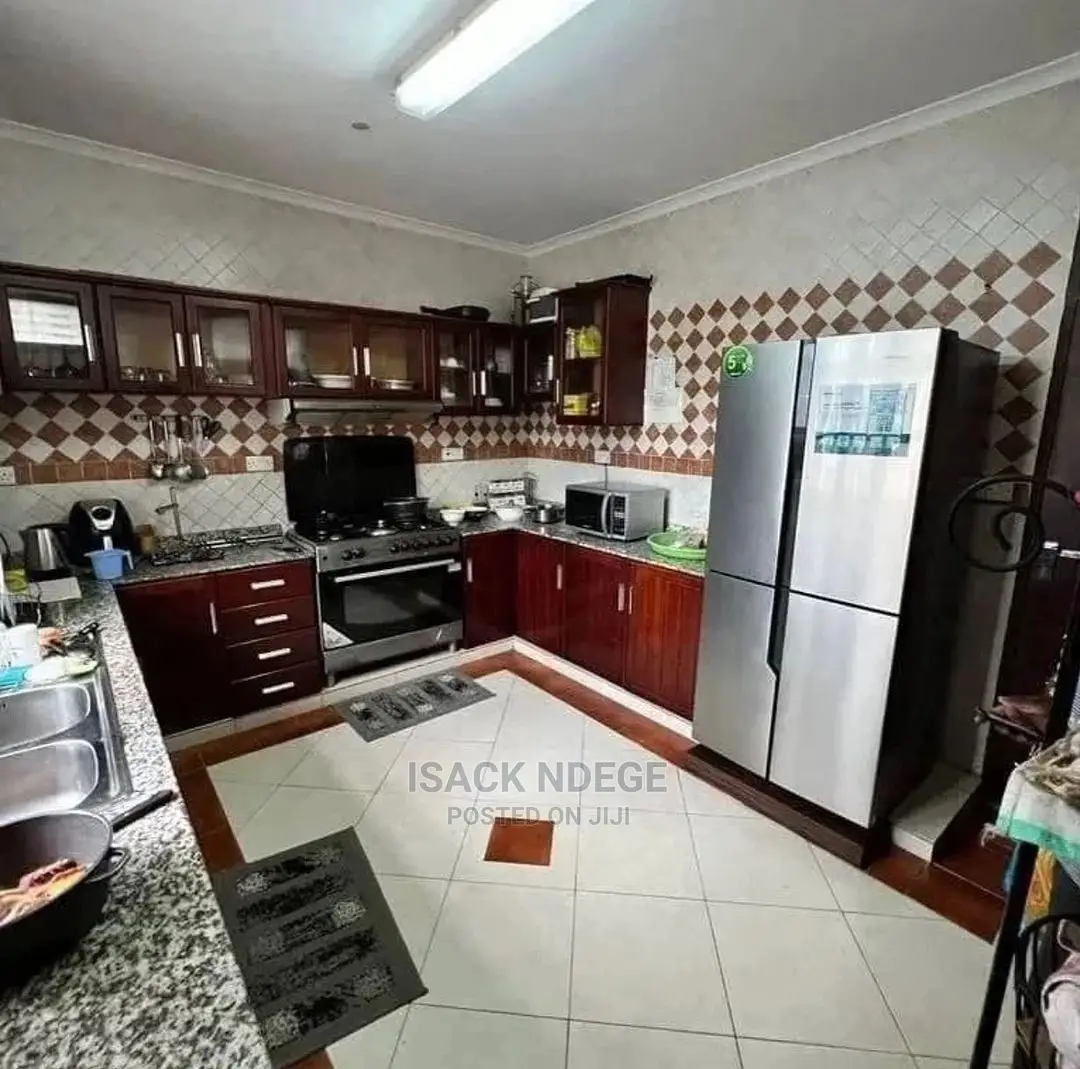 Furnished 5bdrm House in Bahari Beach, Kinondoni for rent