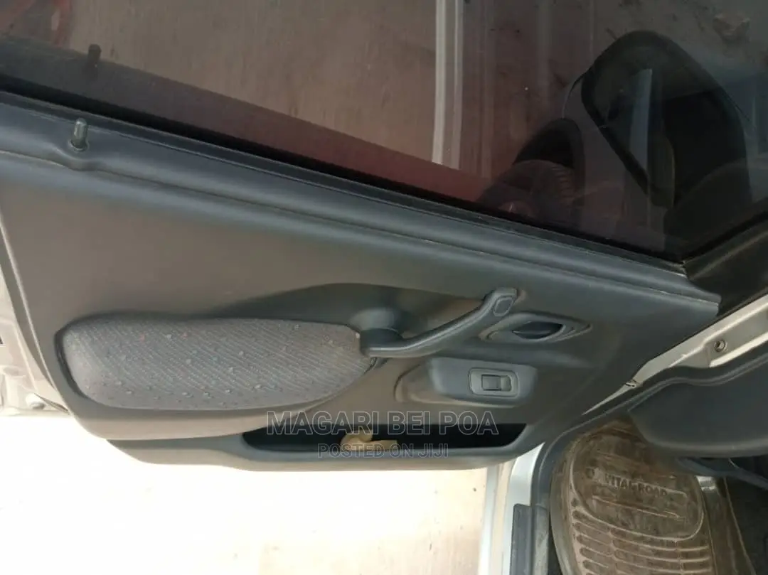 Suzuki Swift 2006 Silver