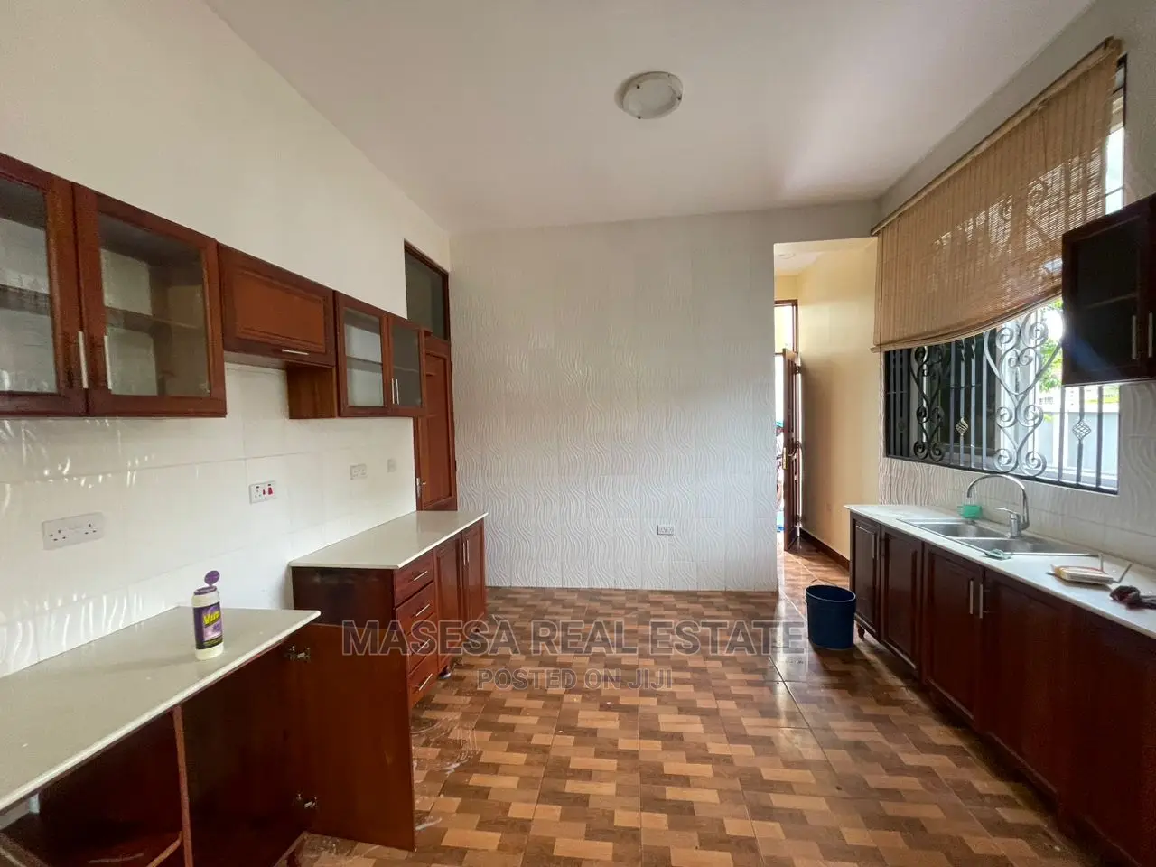 3bdrm Bungalow in Masaki for rent