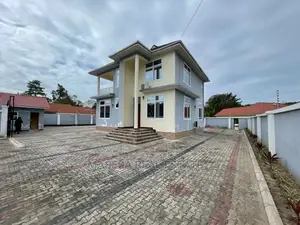 3bdrm Bungalow in Masaki for rent