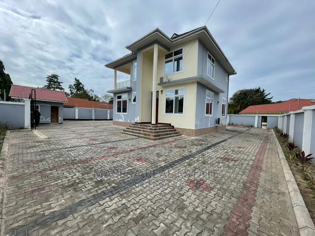 3bdrm Bungalow in Masaki for rent