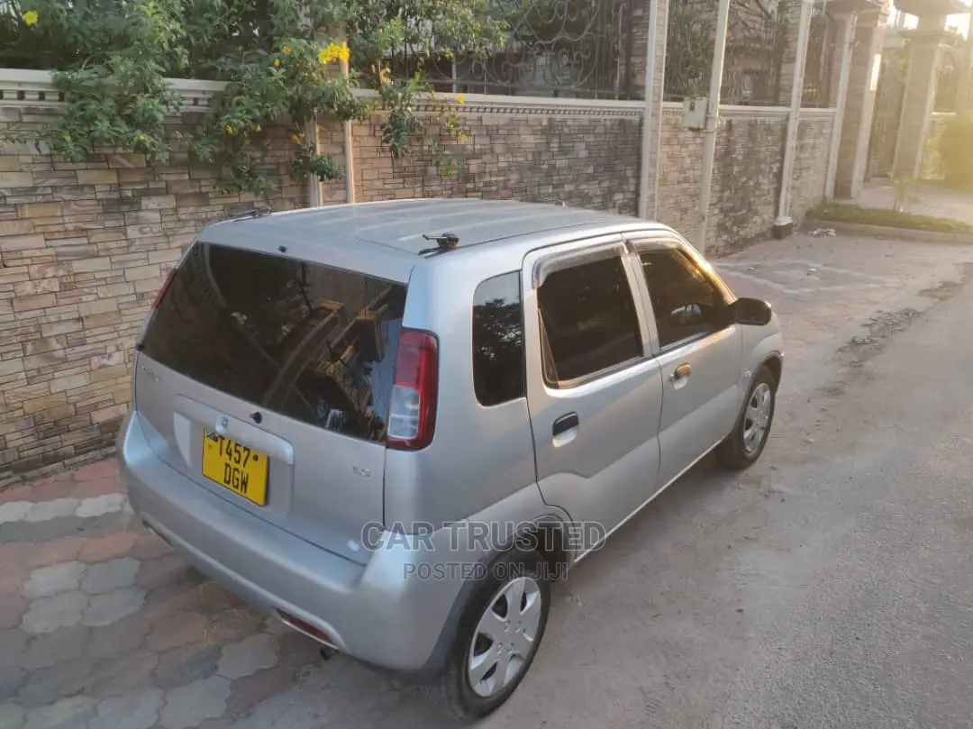 Suzuki Swift 2000 Silver