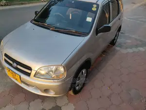 Suzuki Swift 2000 Silver