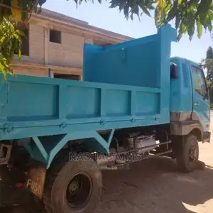 Fuso Mayai Tipper Reg #. BEQ IMEKAZA SANA