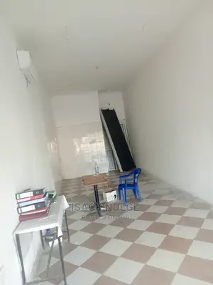 Fremu Kubwa Inapangishwa Mwenge