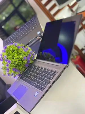Laptop HP EliteBook 830 G5 8GB Intel Core I5 SSD 256GB