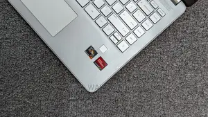 Laptop HP 14z 8GB AMD Ryzen 7 SSD 512GB