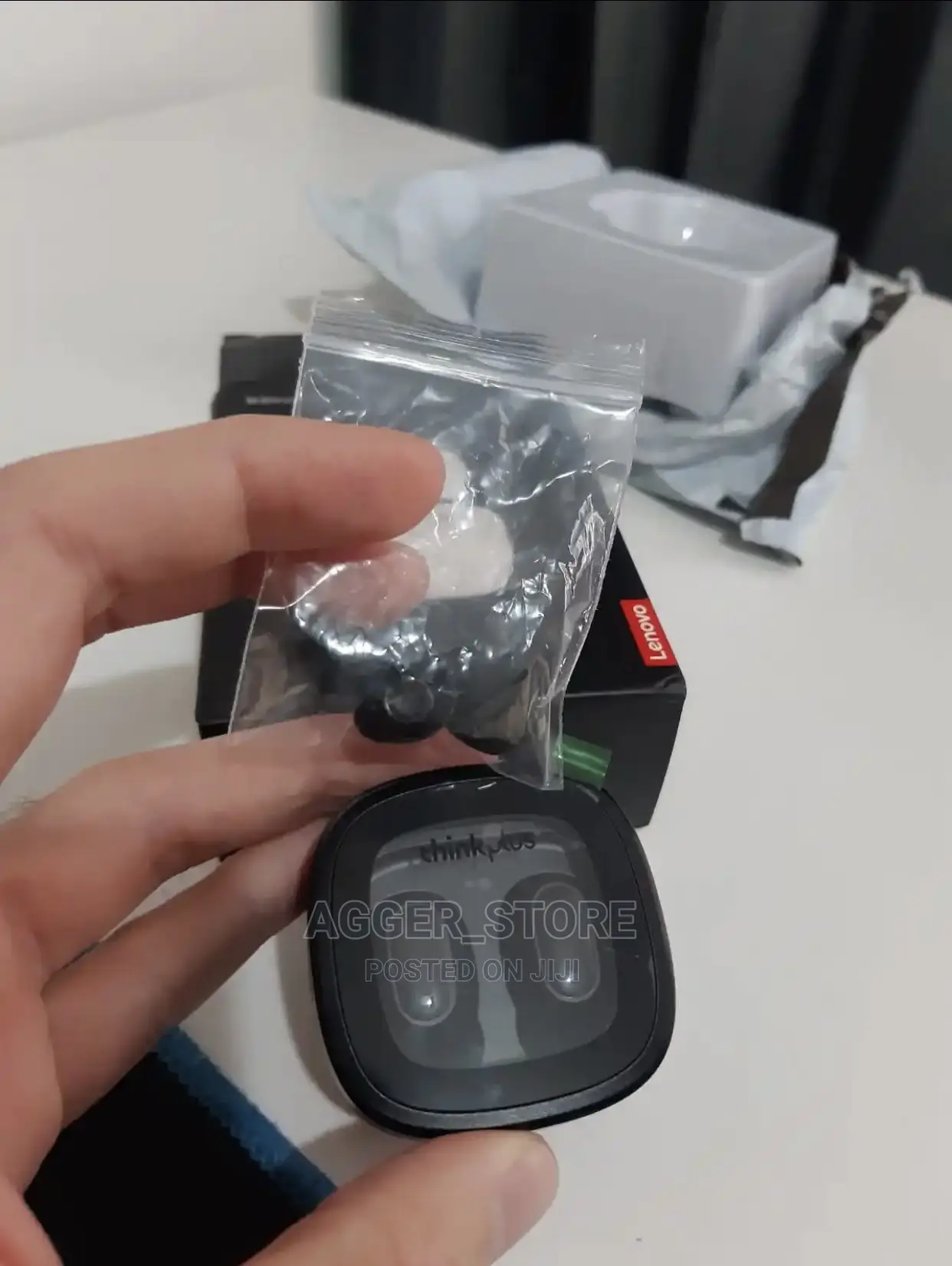 Lenovo XT62 Earbuds