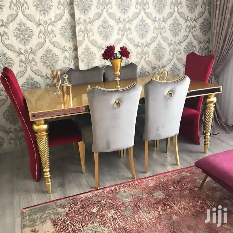 Royal Dinning Table Design