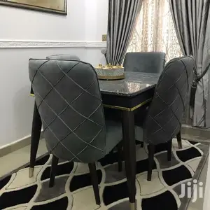 Elegant Dinning Table Design