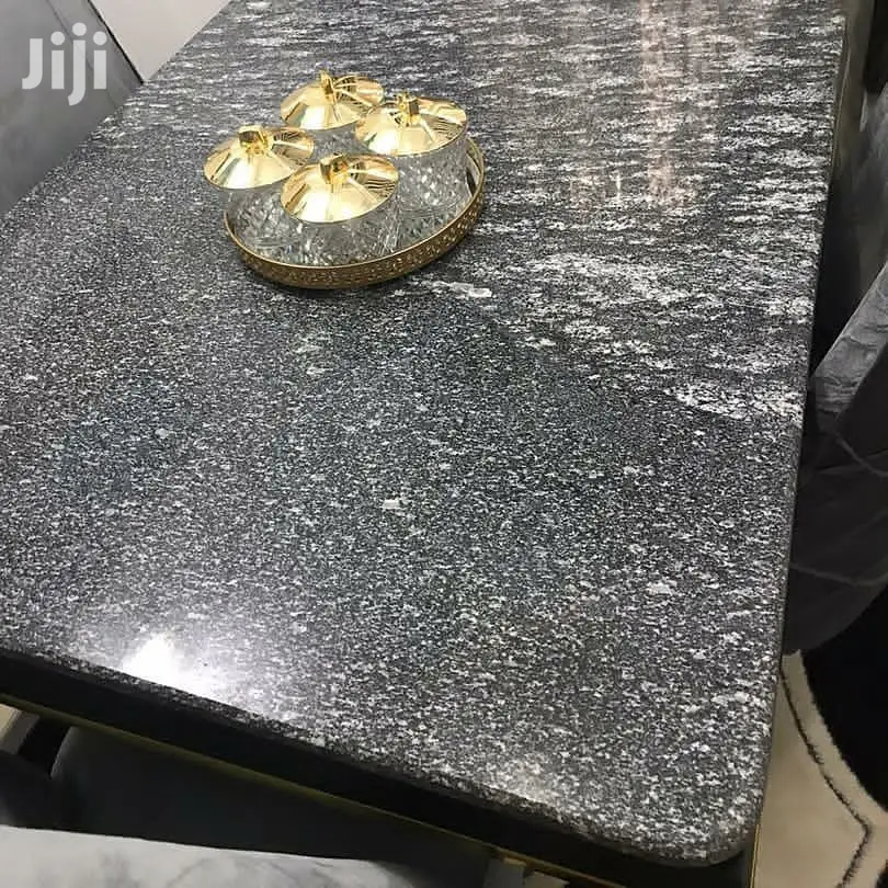 Elegant Dinning Table Design