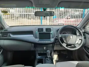 Toyota Crown 2009 Black
