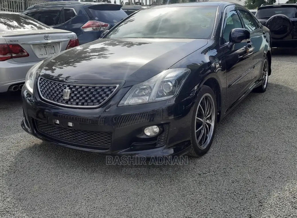 Toyota Crown 2009 Black