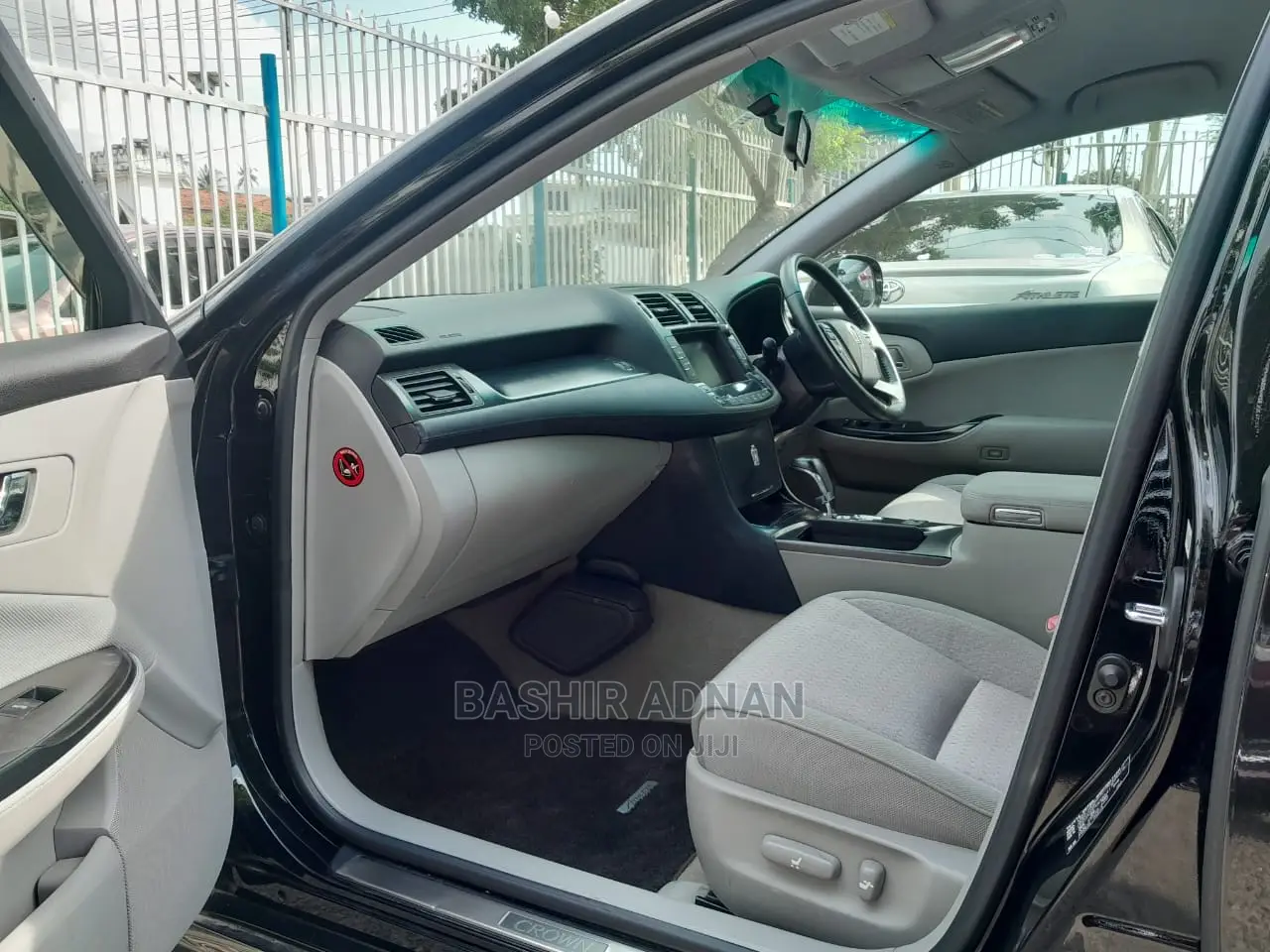 Toyota Crown 2009 Black