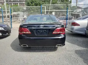 Toyota Crown 2009 Black