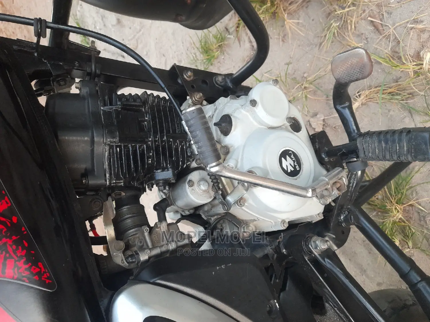 Bajaj Boxer 150 UG 2021 Red