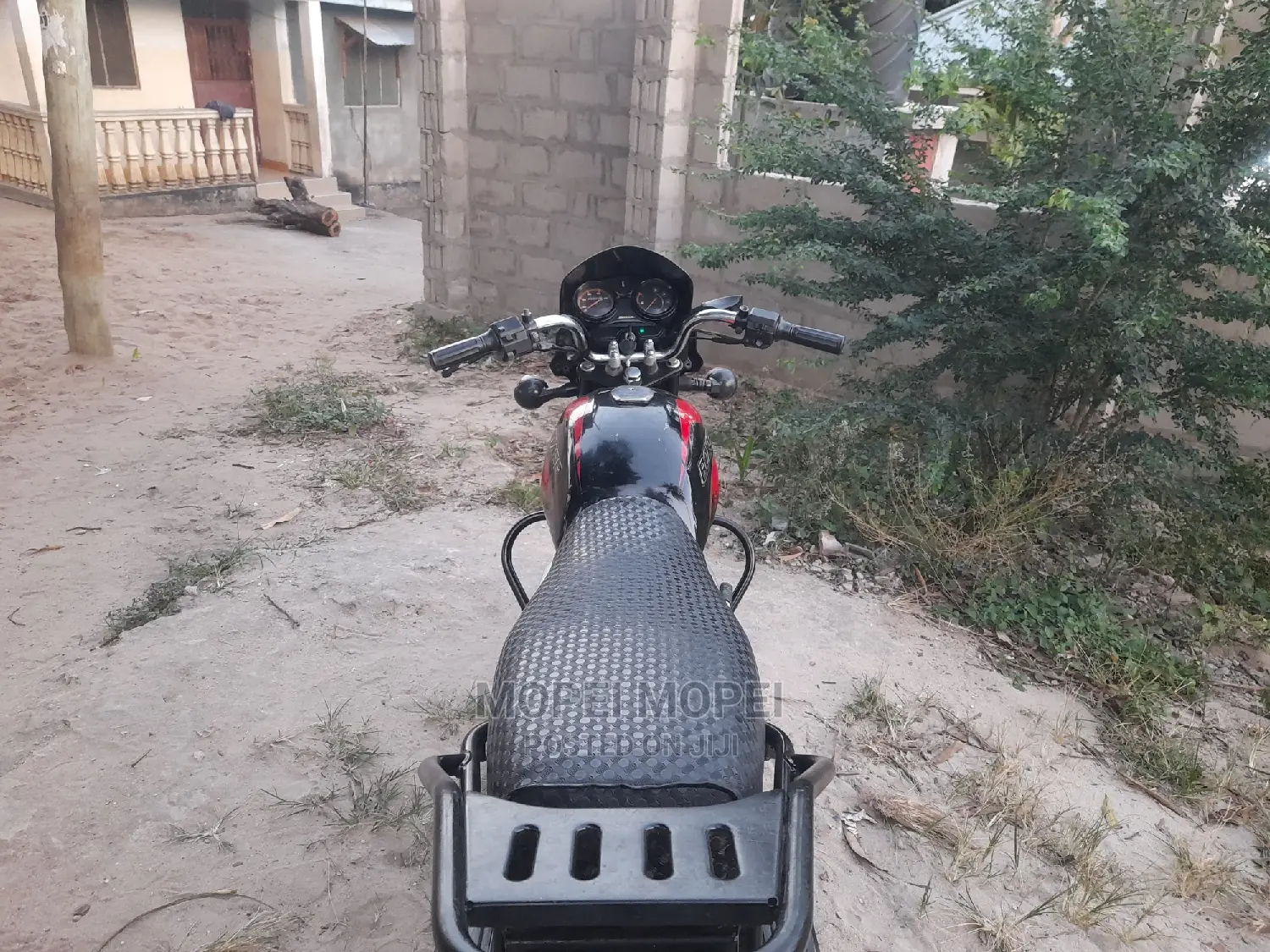 Bajaj Boxer 150 UG 2021 Red