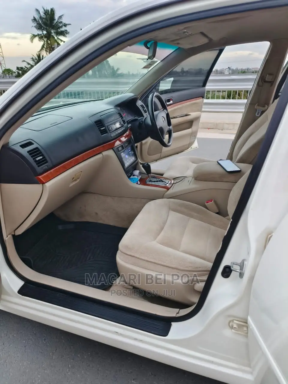 Toyota Mark II Blit 2005 White