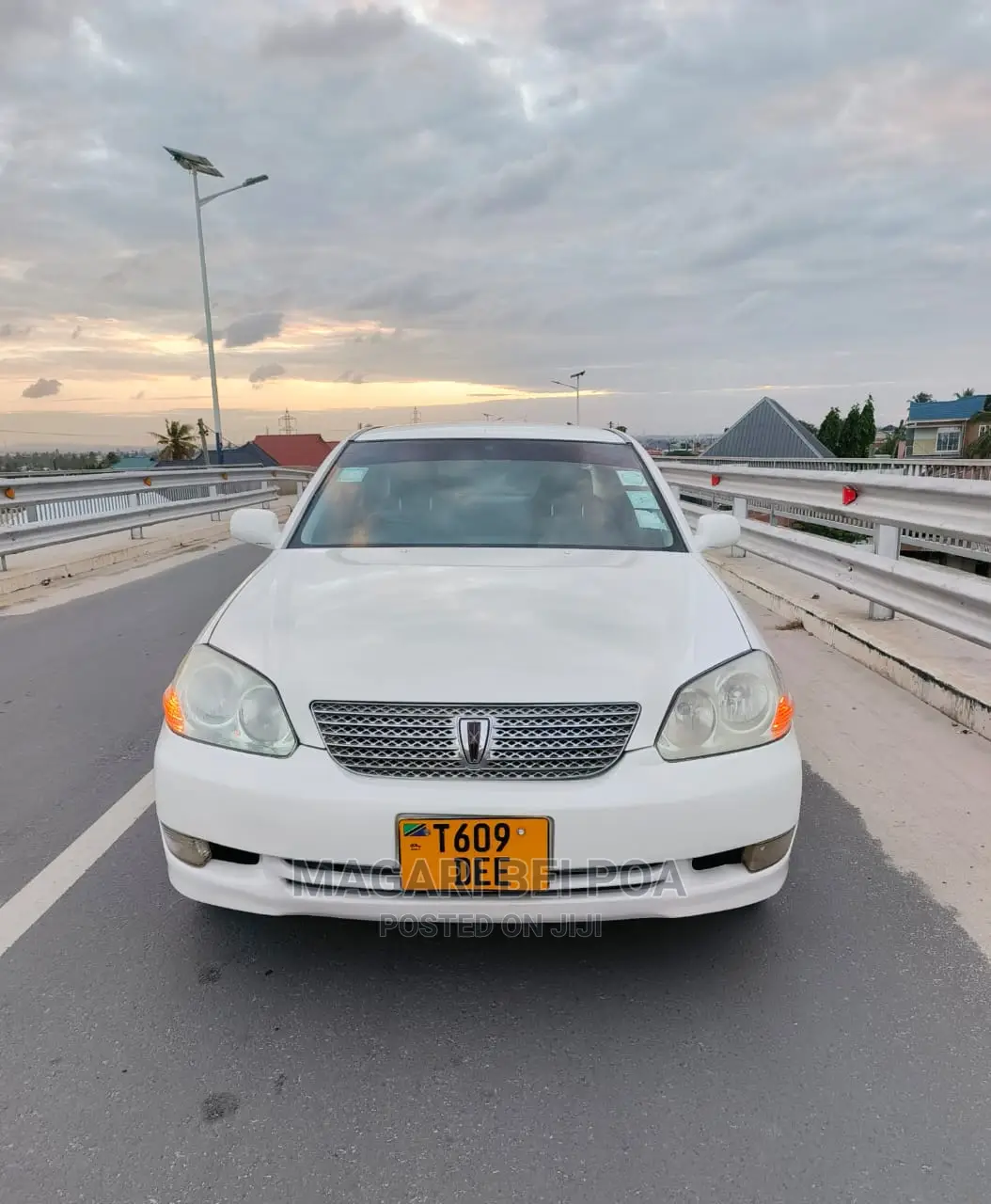 Toyota Mark II Blit 2005 White
