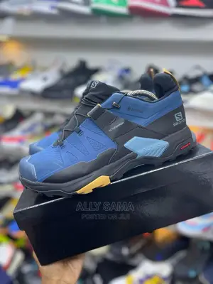 Solomon Blue