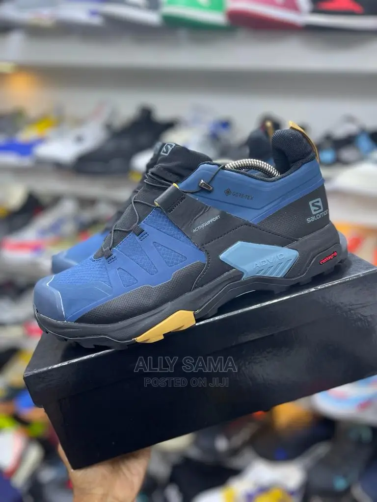 Solomon Blue
