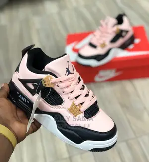 Jordan 4 Pink