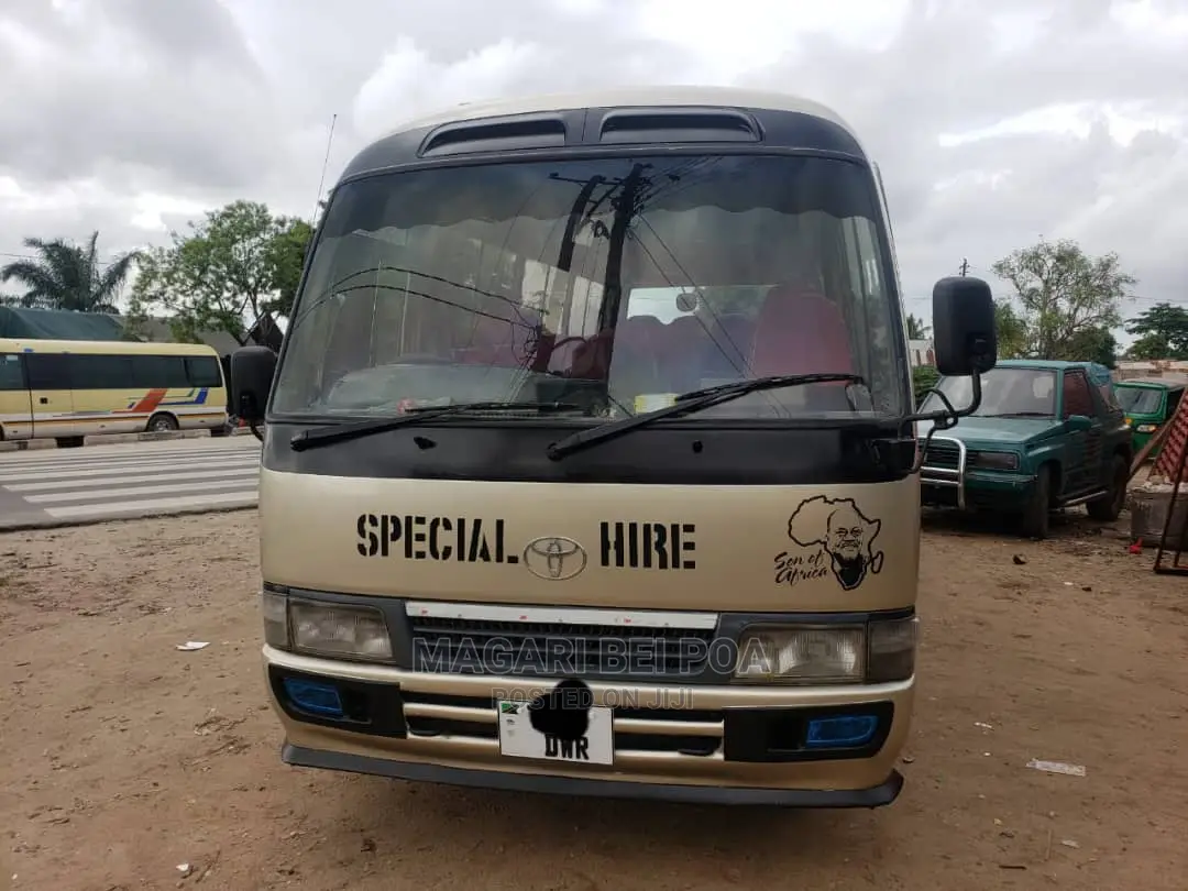 Toyota Coaster 1999 Beige