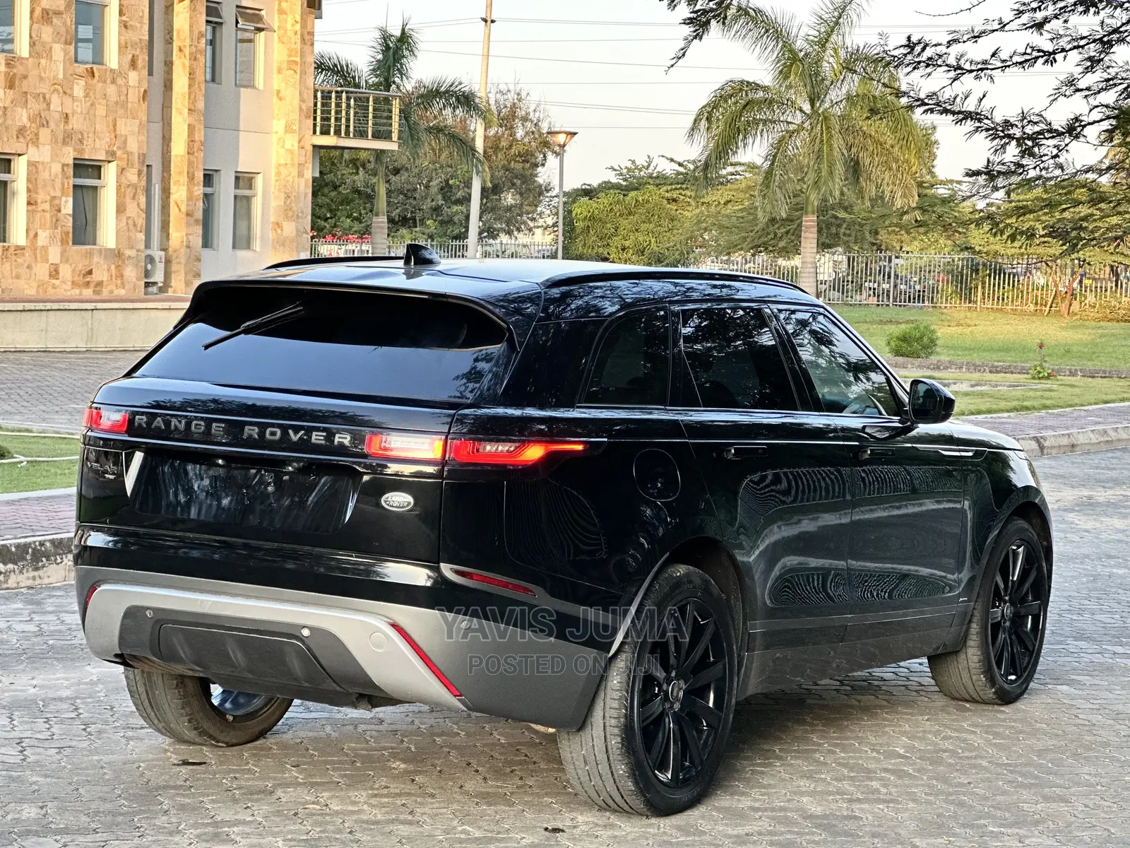 Land Rover Range Rover Velar 2018 Black
