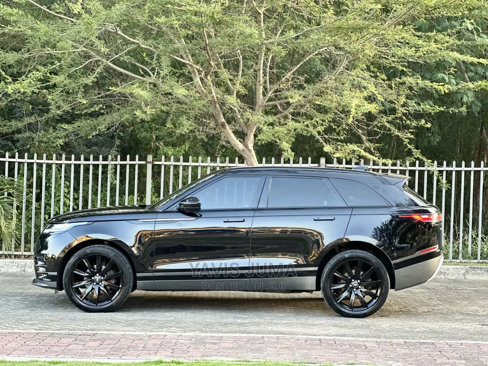 Land Rover Range Rover Velar 2018 Black