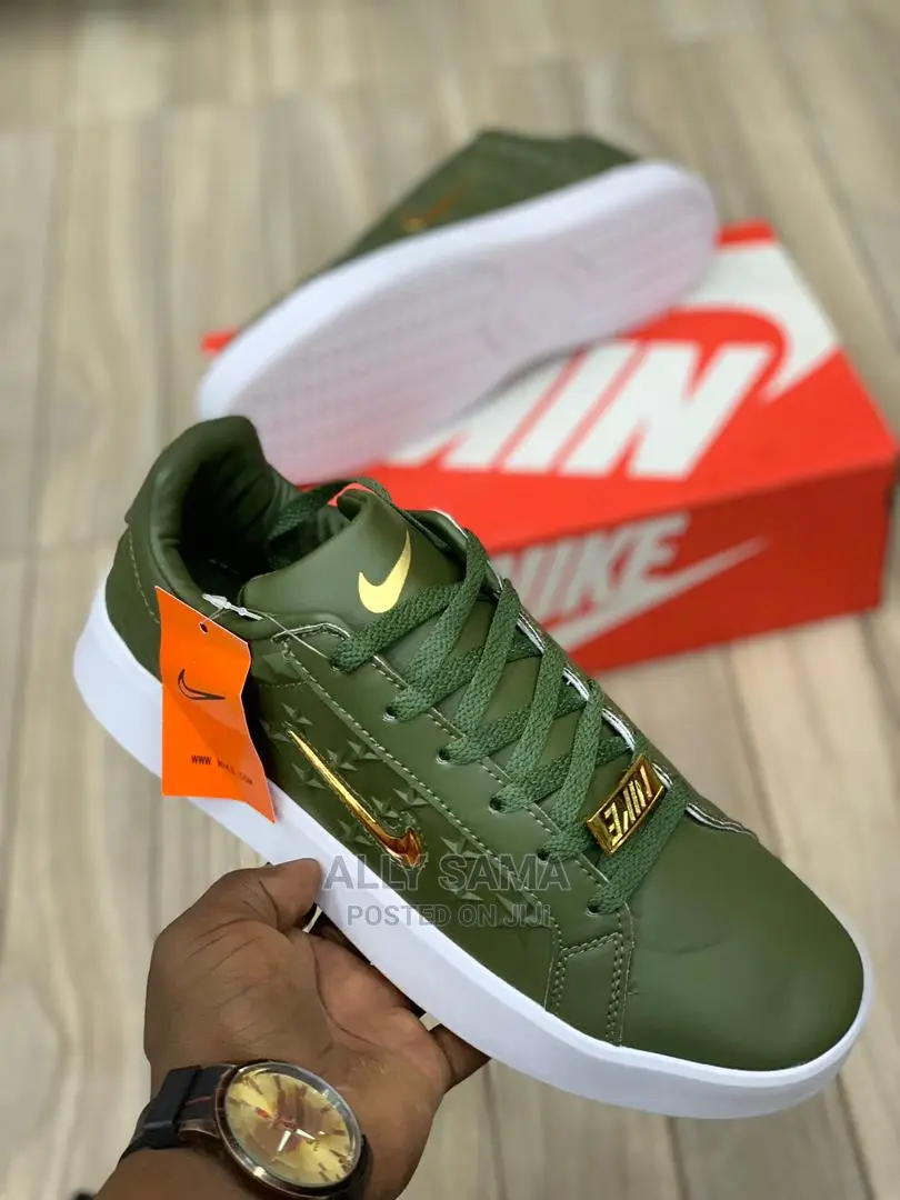 Nike Green