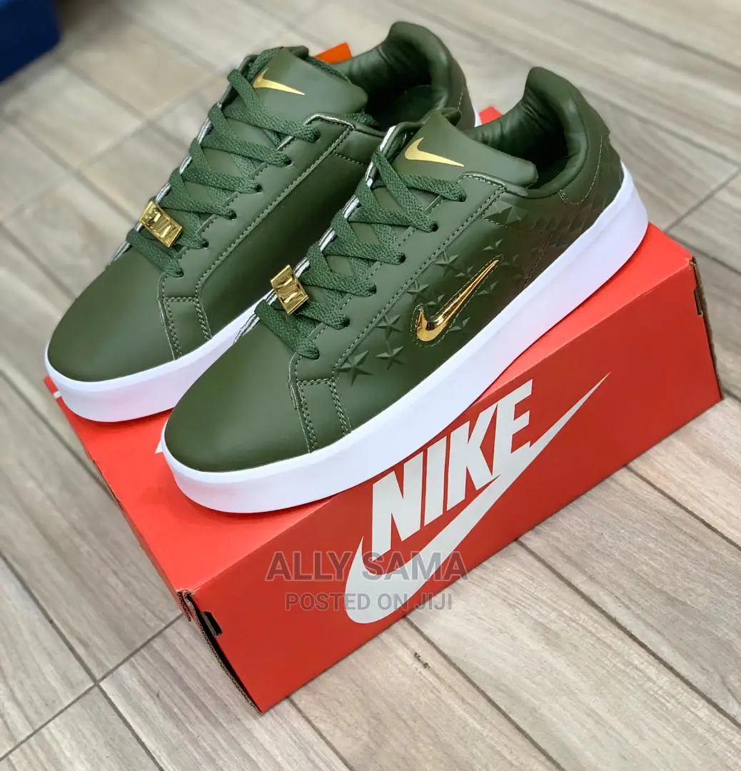 Nike Green