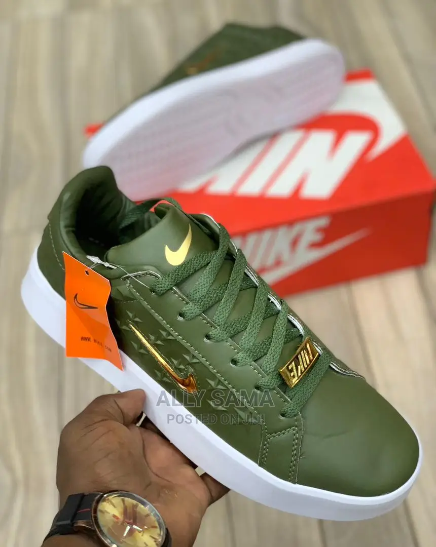 Nike Green