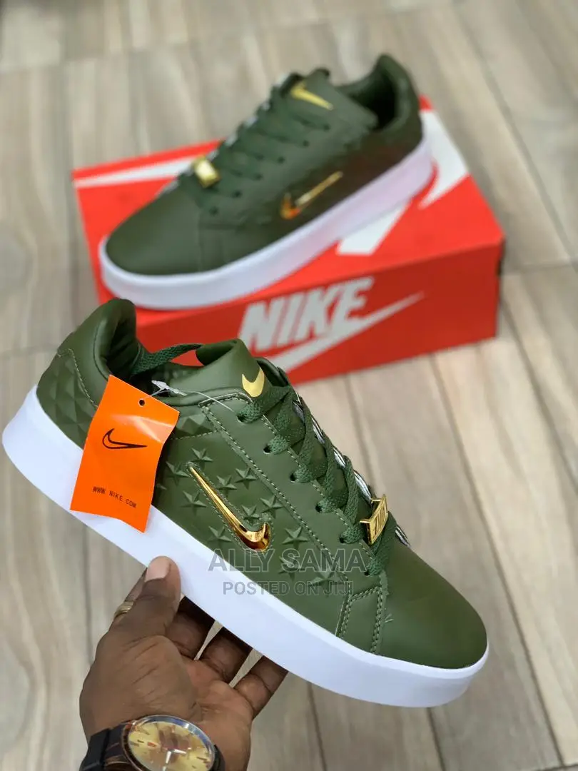 Nike Green
